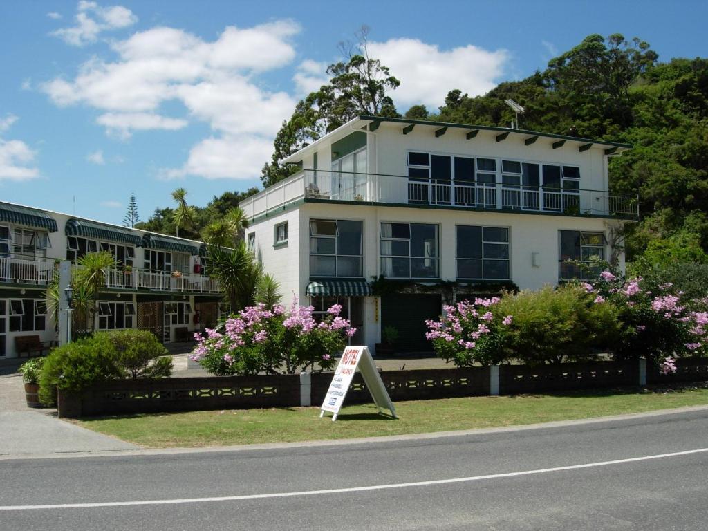Tutukaka Coast Motor Lodge Ngunguru Szoba fotó